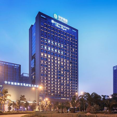 Hotel Wyndham Grand Plaza Royale Huayu Chongqing Exterior foto