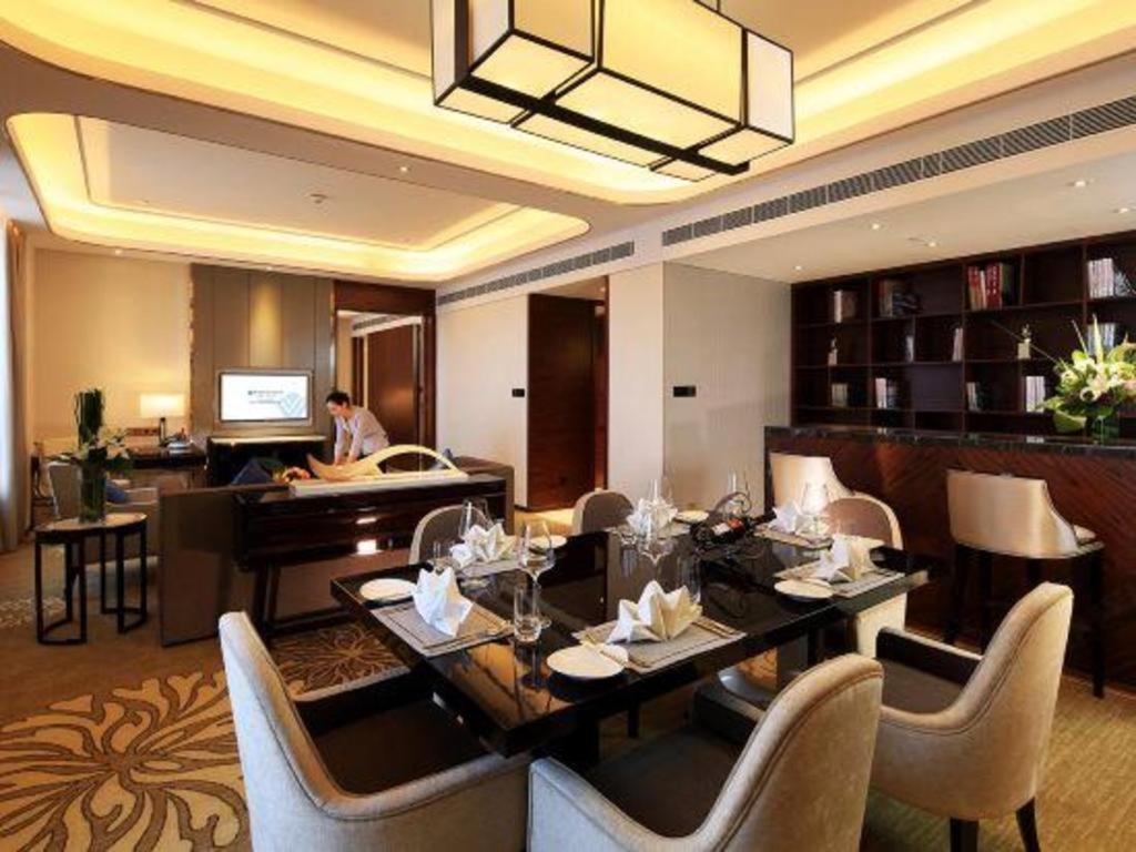 Hotel Wyndham Grand Plaza Royale Huayu Chongqing Exterior foto