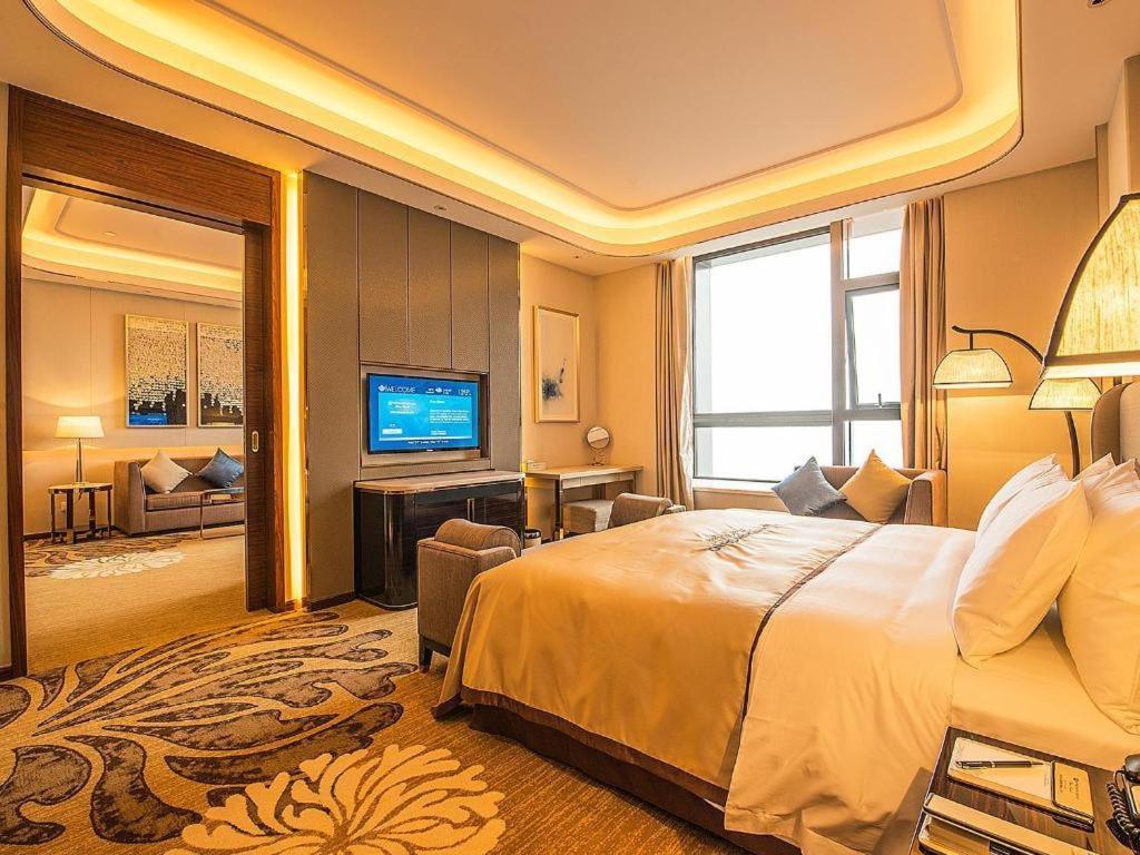 Hotel Wyndham Grand Plaza Royale Huayu Chongqing Exterior foto