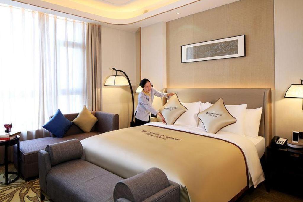 Hotel Wyndham Grand Plaza Royale Huayu Chongqing Exterior foto