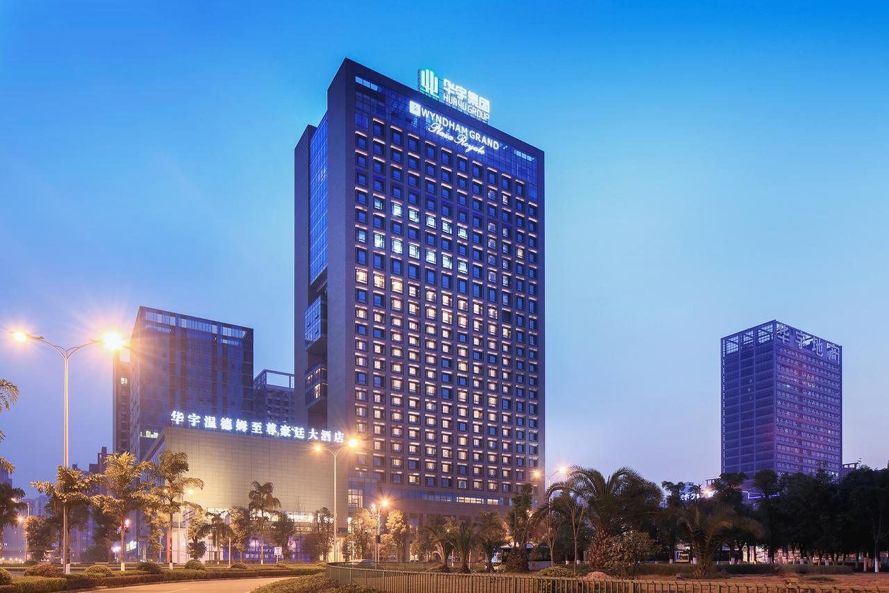 Hotel Wyndham Grand Plaza Royale Huayu Chongqing Exterior foto